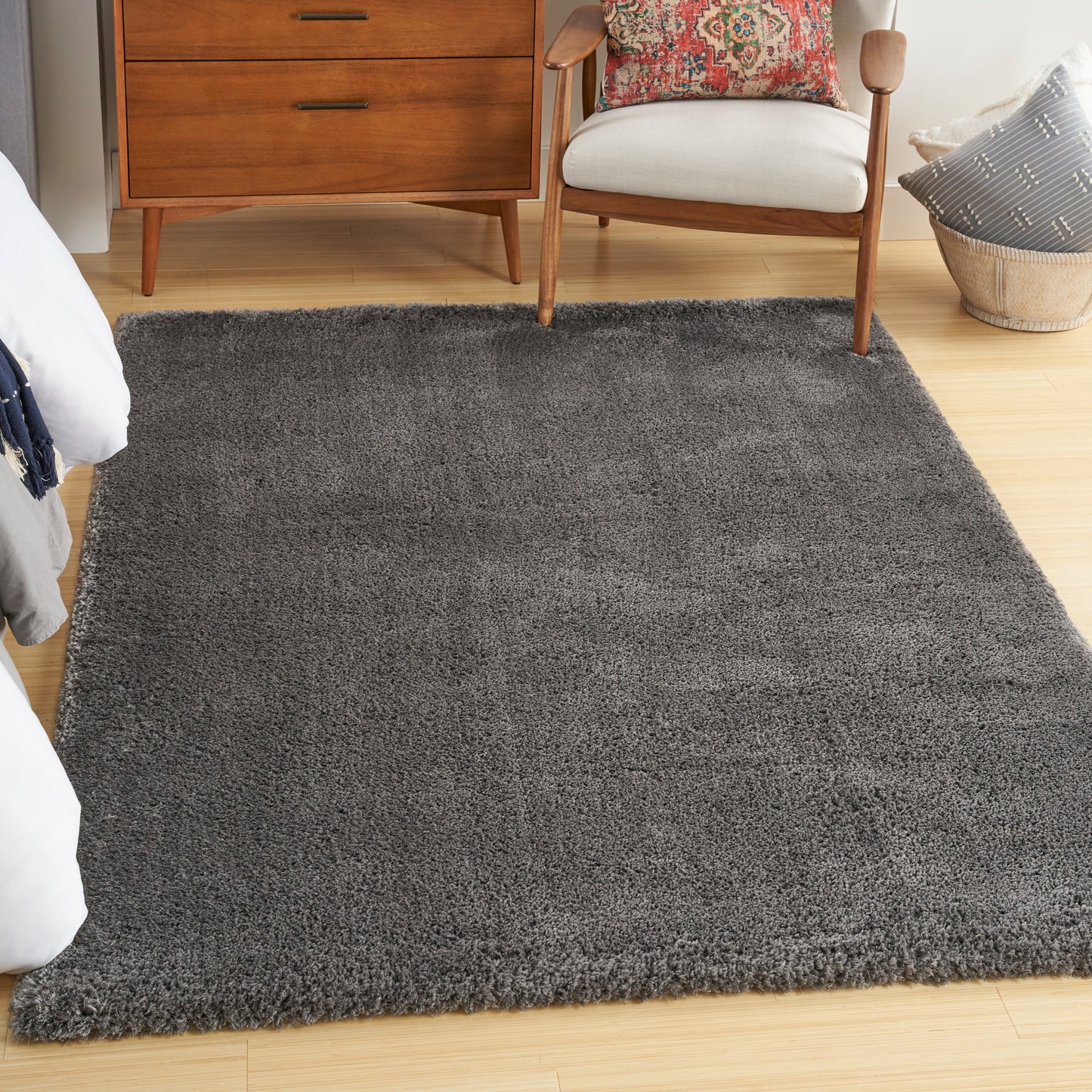 Nourison Dreamy Shag 4' x 6' Grey Shag Indoor Rug