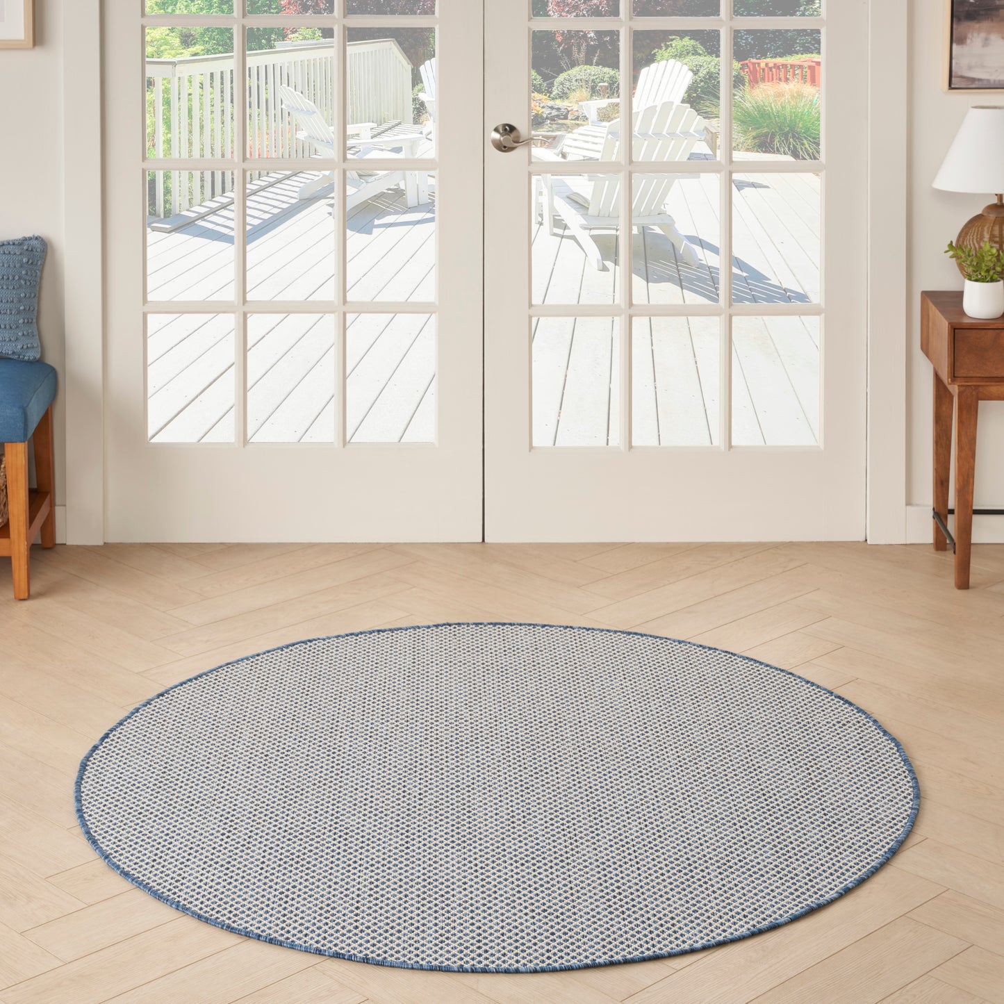 Nourison Courtyard 5' x Round Ivory Blue Modern Rug