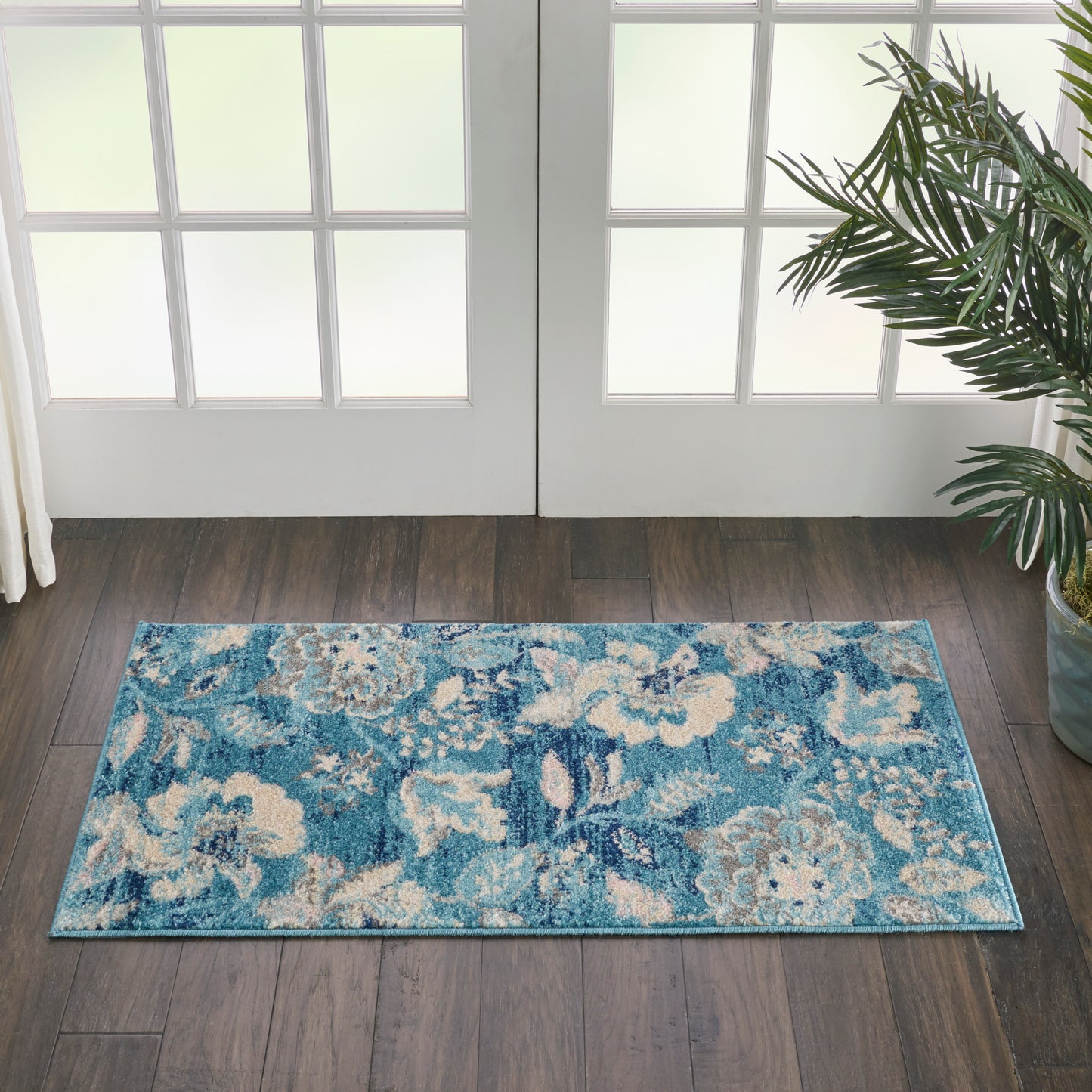 Nourison Tranquil 2' x 4' Turquoise Vintage Indoor Rug