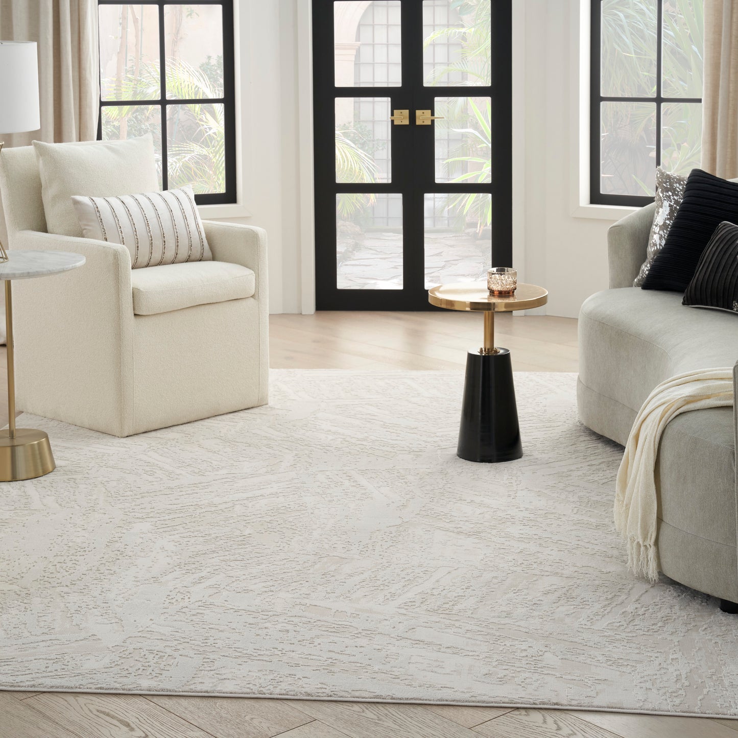 Nourison Desire 7'10" x 9'10" Ivory Modern Indoor Rug