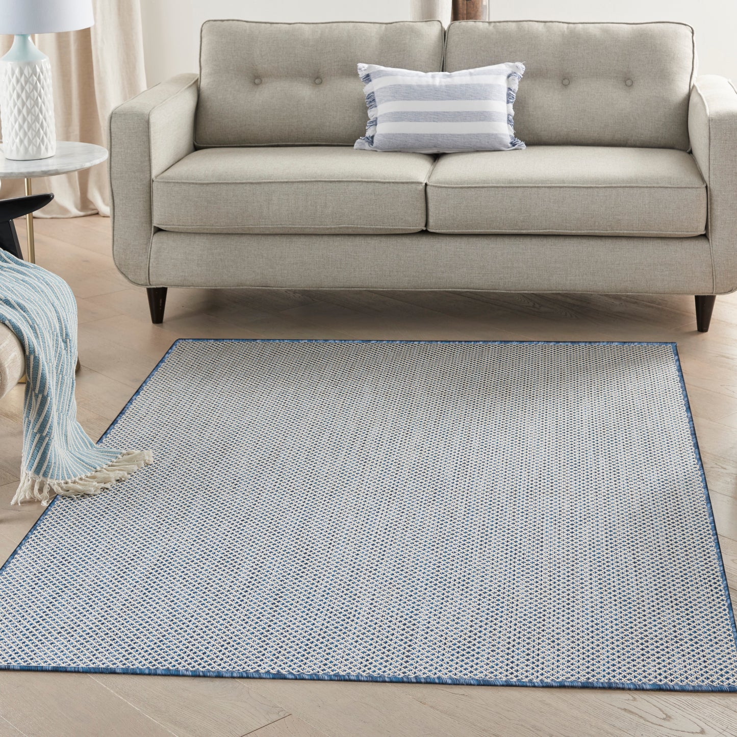 Nourison Courtyard 5' x 7' Ivory Blue Modern Rug