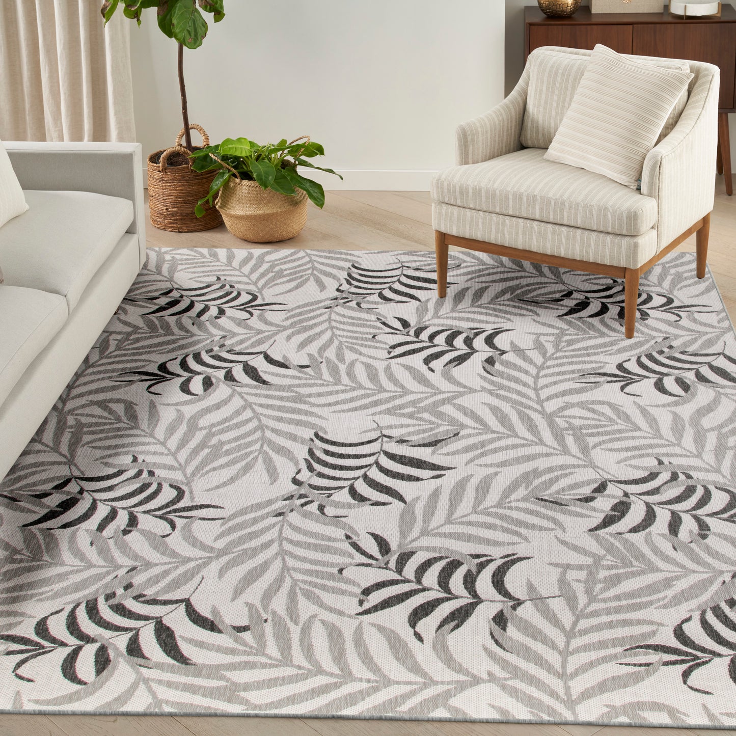 Nourison Garden Oasis 8' x 10' Grey Tropical Rug