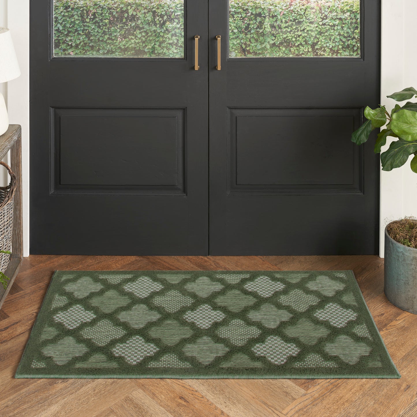 Nourison Easy Care 2' x 4' Green Modern Rug