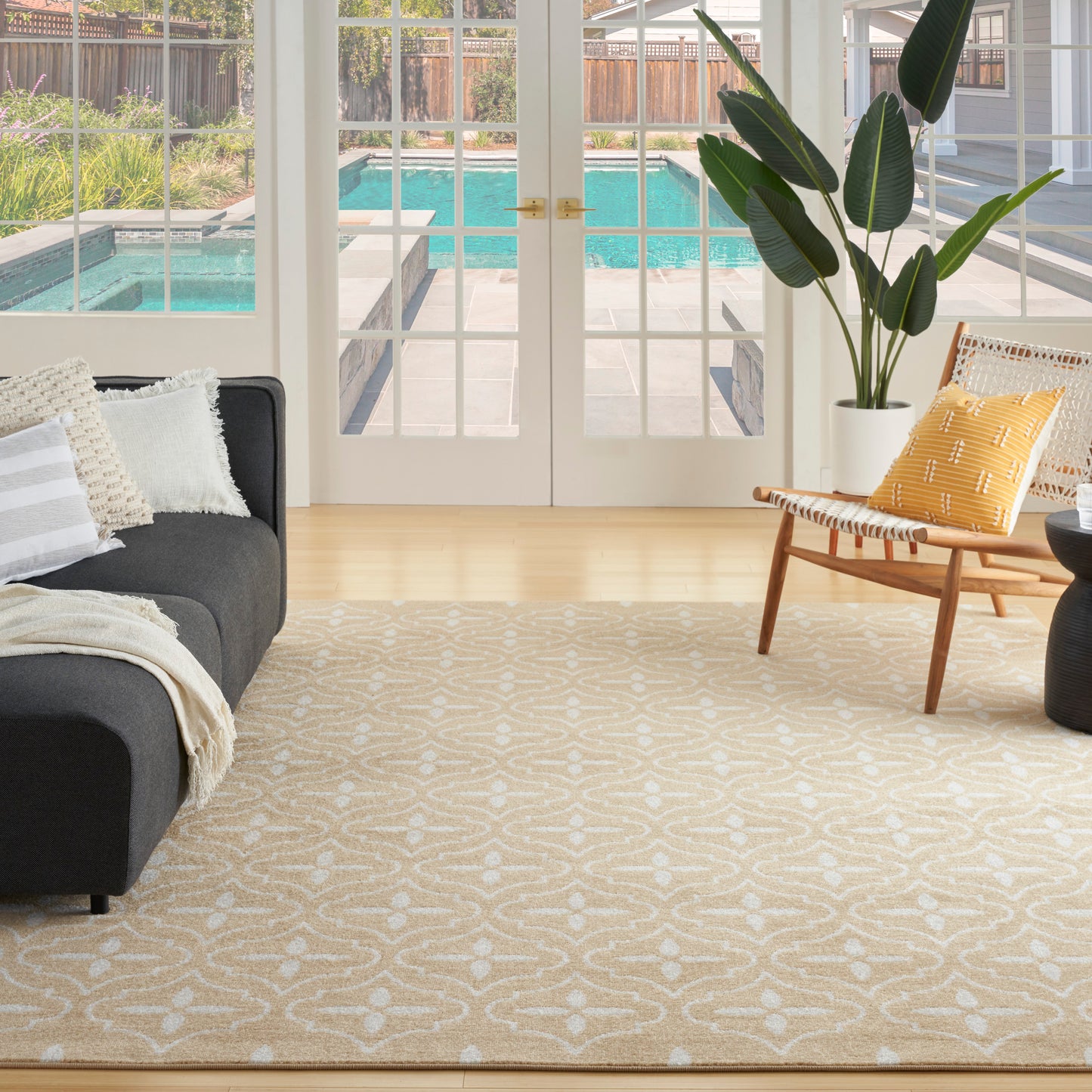 Nourison Nourison Essentials 5' x 7' Beige Ivory Modern Rug