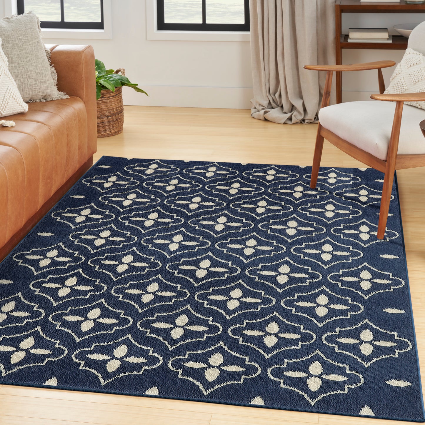 Nourison Nourison Essentials 4' x 6' Navy Ivory Modern Rug