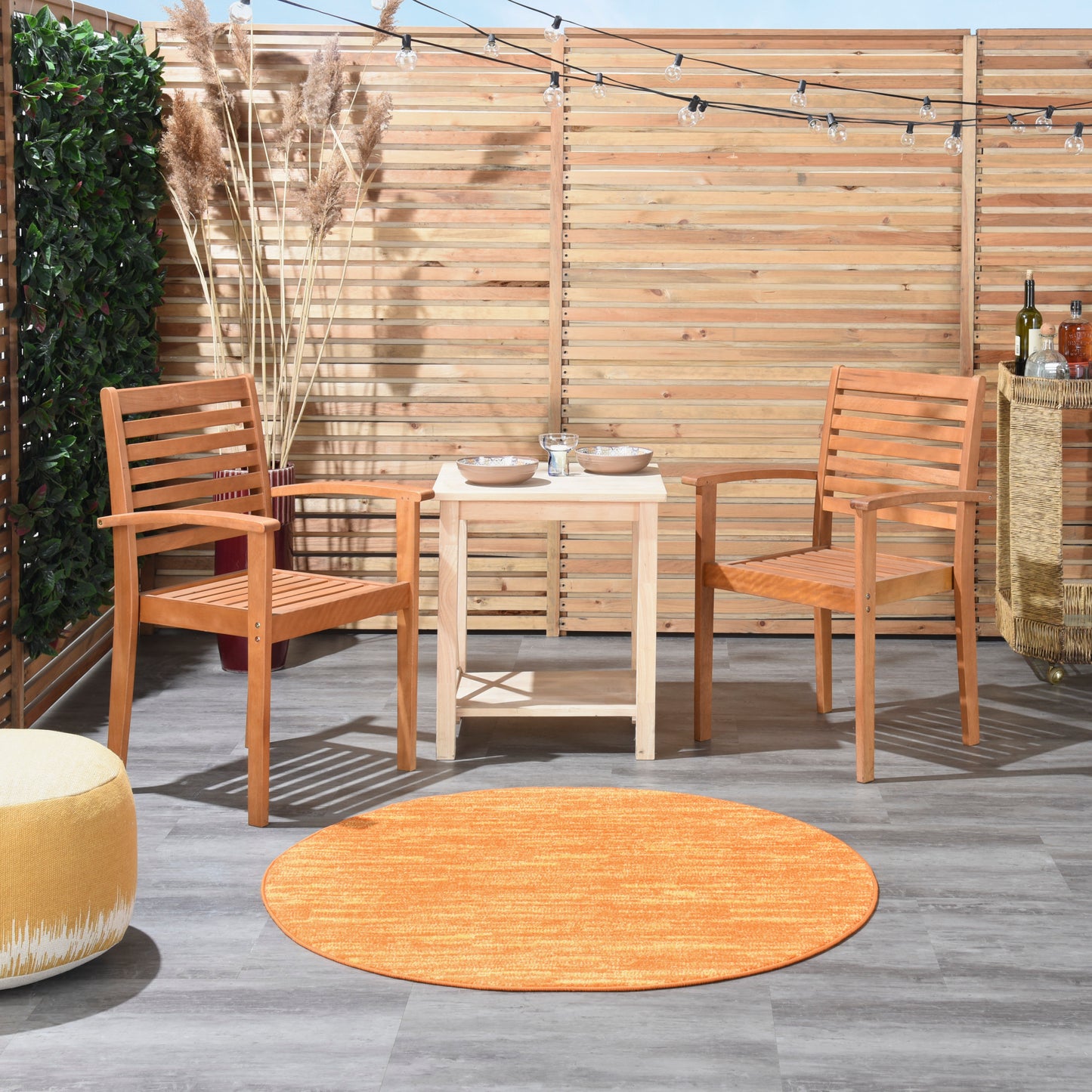 Nourison Nourison Essentials 4' x Round Sunburst Outdoor Rug