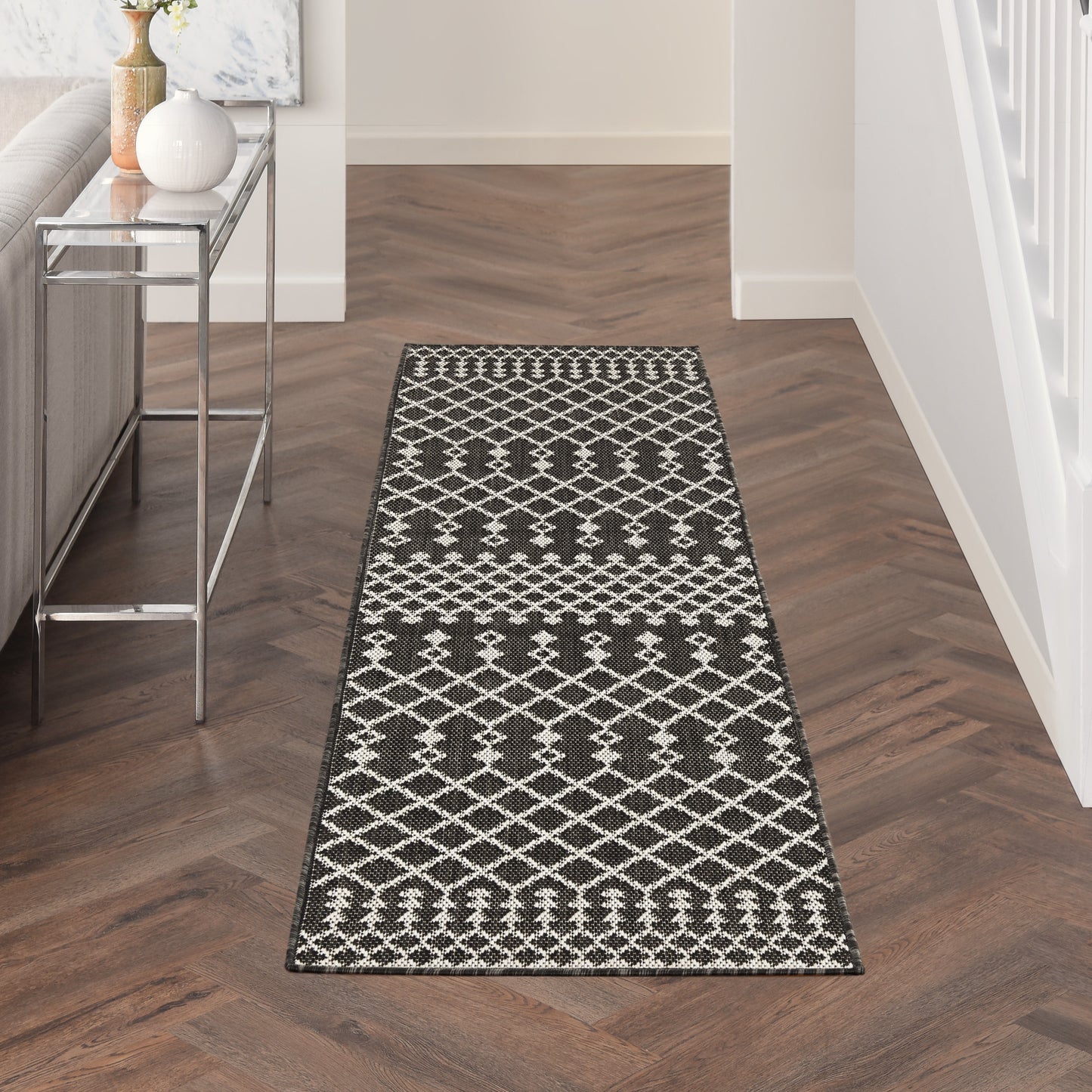 Nourison Positano 2' x 6' Black Modern Rug