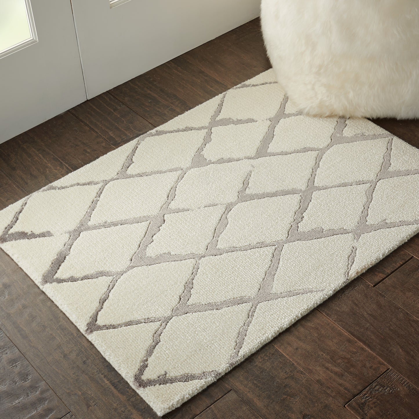 Nourison Twilight 2' x 3' Ivory/Grey Modern Indoor Rug