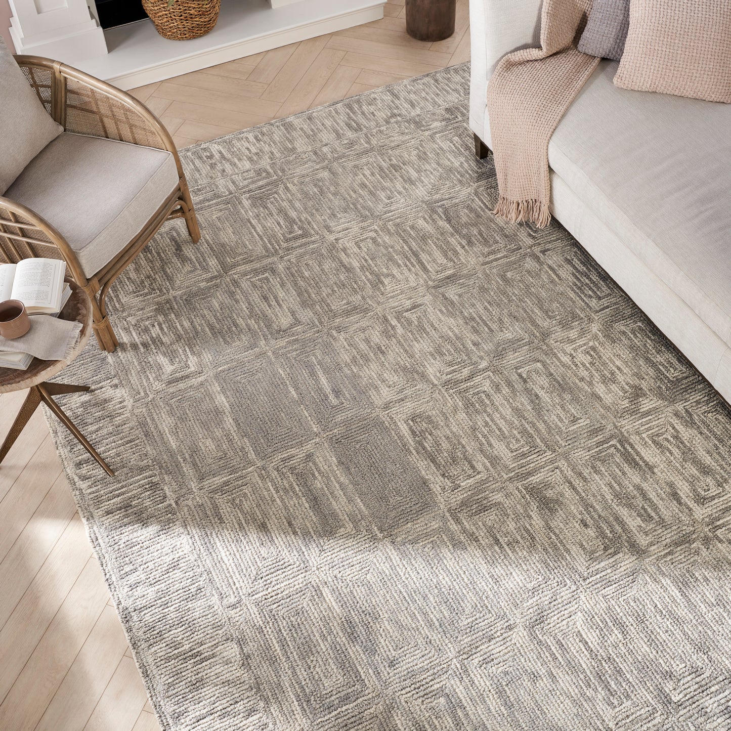 Nourison Colorado 7'9" x 9'9" Grey Modern Indoor Rug