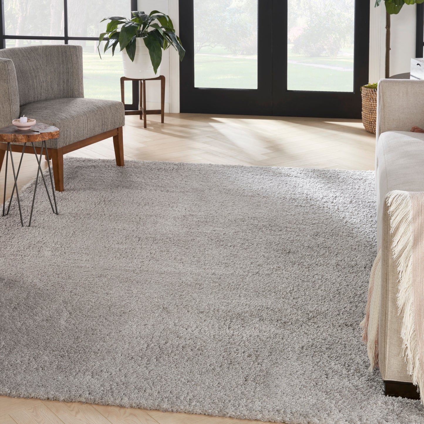 Nourison Dreamy Shag 7'10" x 9'10" Silver Shag Indoor Rug