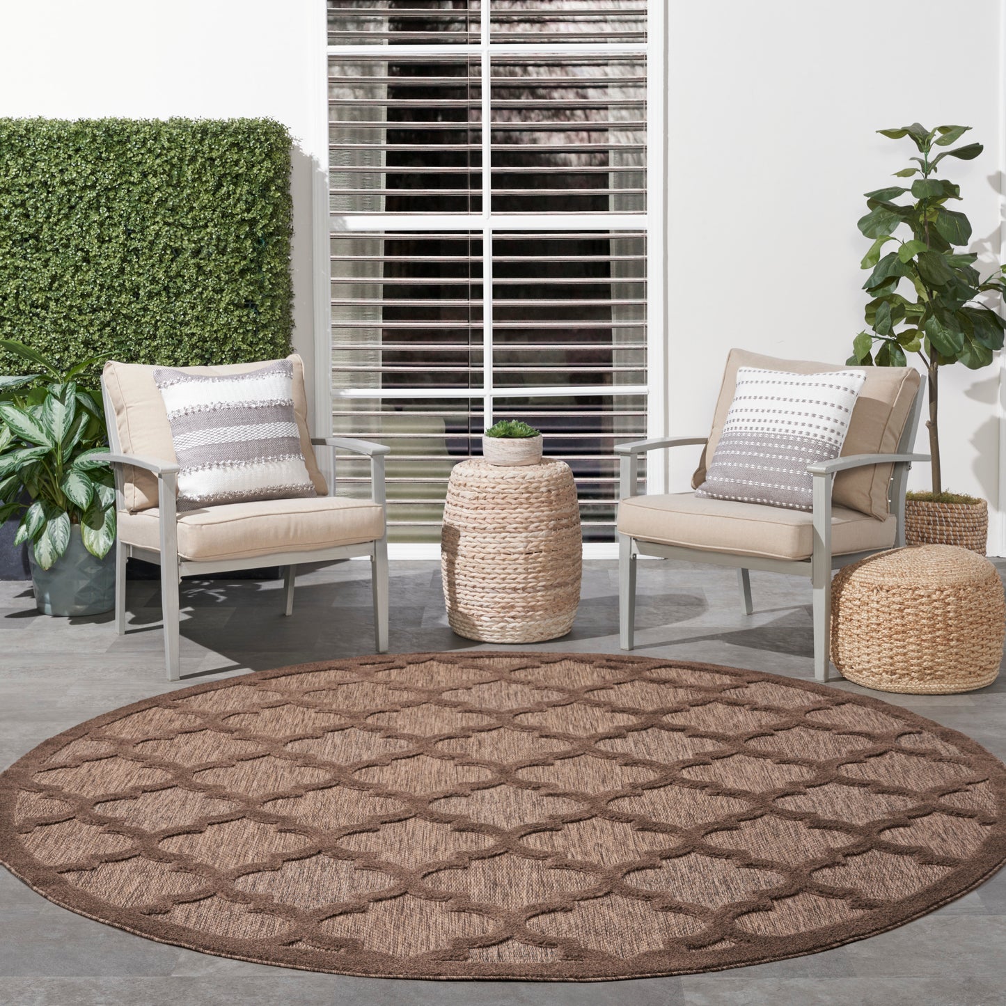 Nourison Easy Care 8' x Round Brown Modern Rug