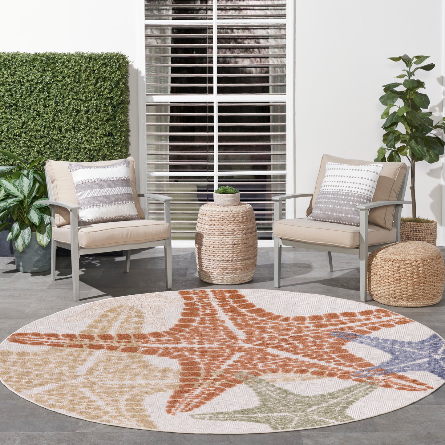 Nourison Aloha 5'3" x Round Ivory Multicolor Outdoor Rug