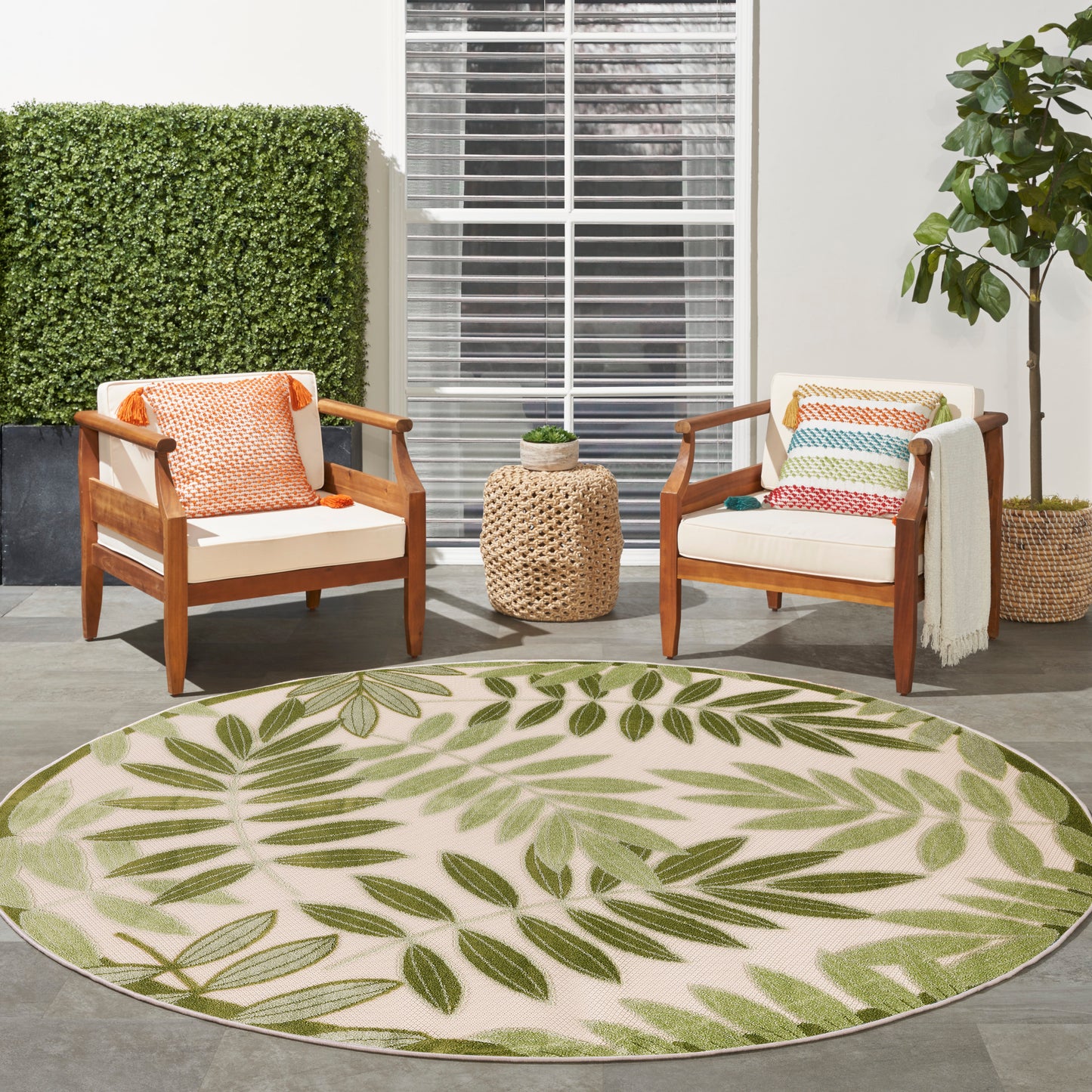 Nourison Aloha 5'3" x Round Ivory Green Outdoor Rug