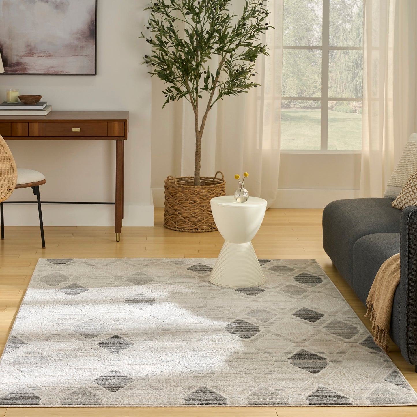 Nourison Serenity Home 5'3" x 7'3" Beige Grey Modern Indoor Rug