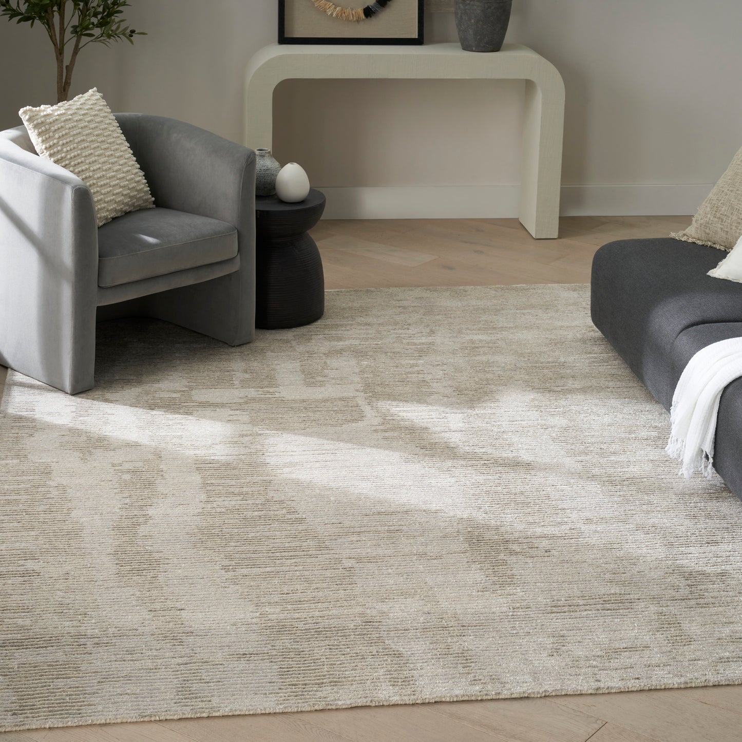 Nourison Ellora 7'9" x 9'9" Ivory Grey Modern Indoor Rug