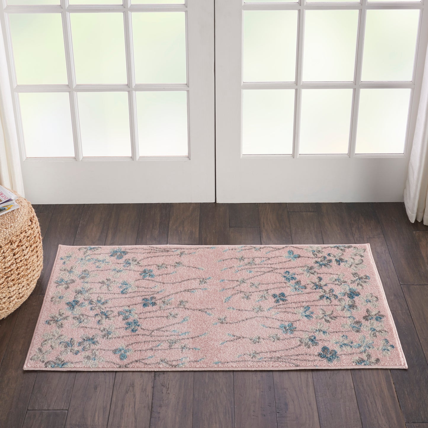 Nourison Tranquil 2' X 4' Pink Contemporary Indoor Rug