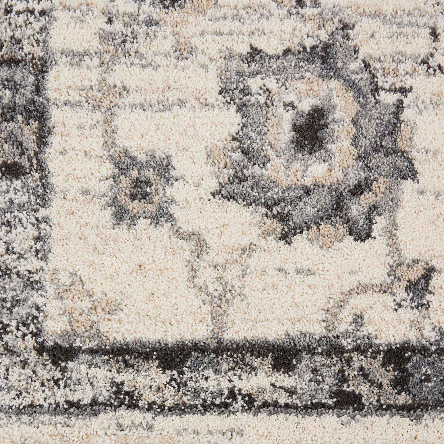 Nourison Fusion 4' x 6' Cream Grey Vintage Indoor Rug