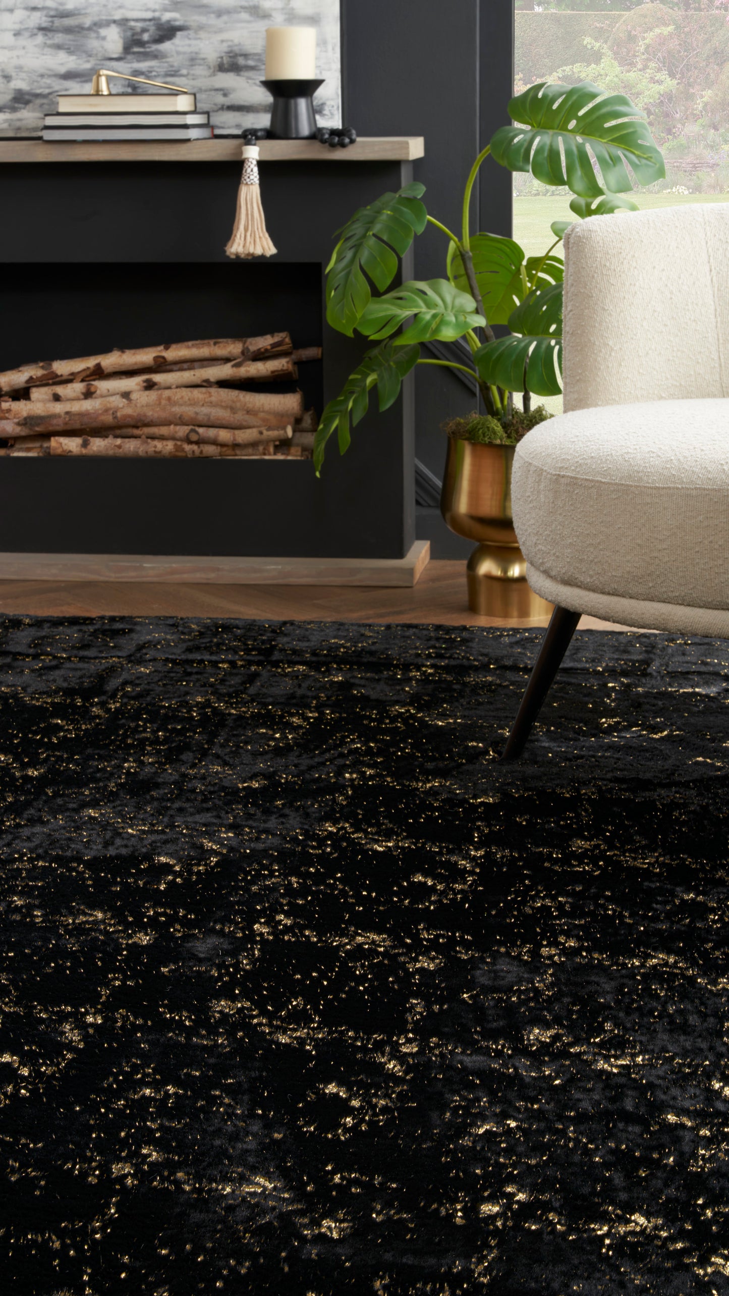 Nourison Cozy Shimmer 7'9" x 9'9" Black Gold Glam Indoor Rug