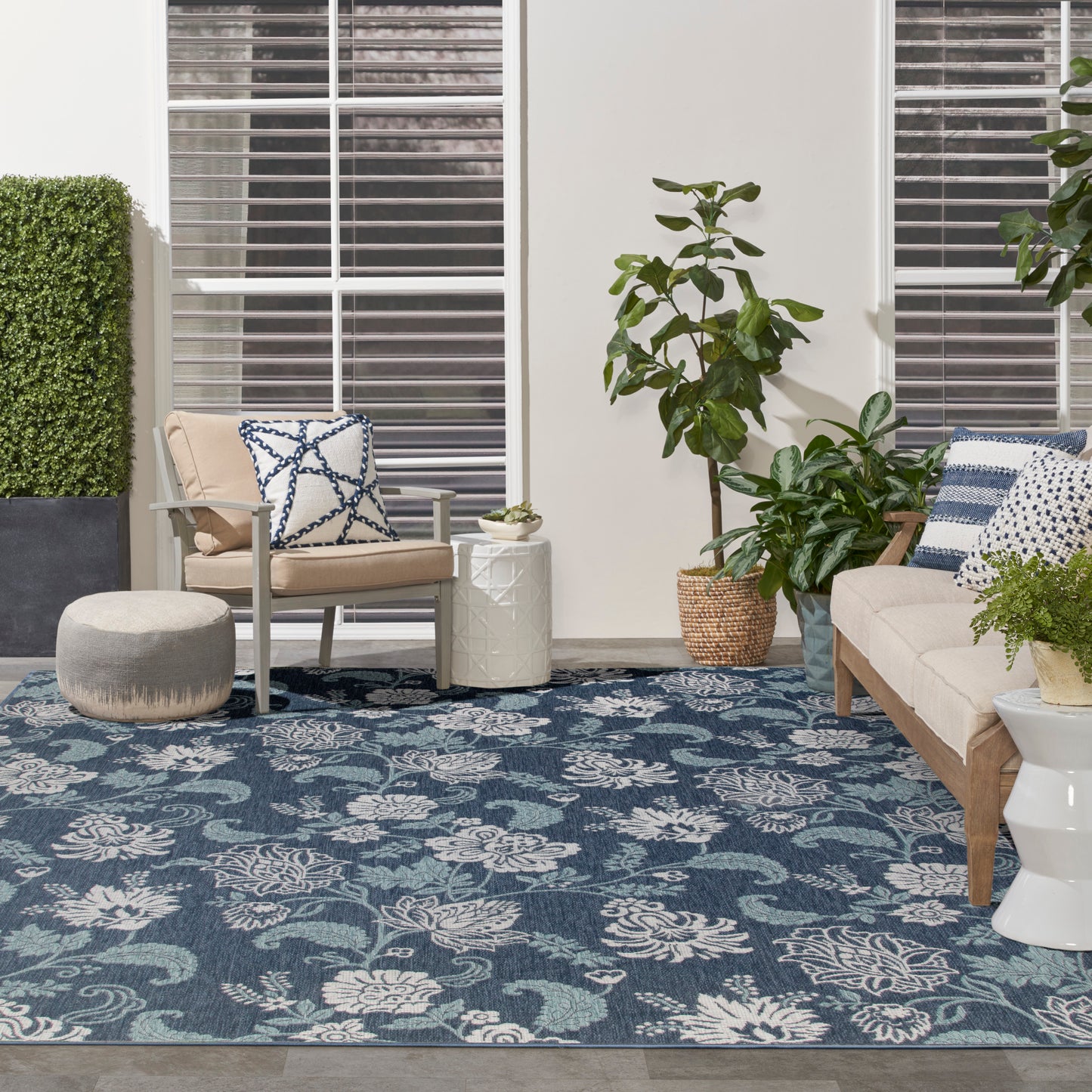 Nourison Garden Oasis 9' x 12' Navy Tropical Rug