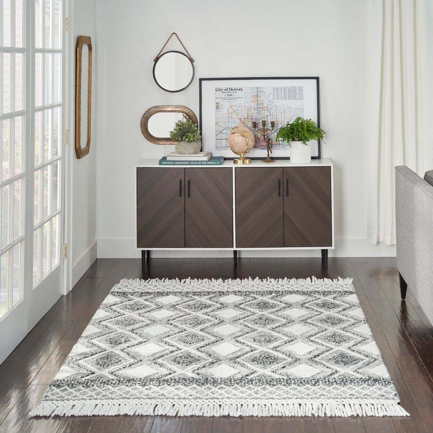 Nicole Curtis Series 3 4' x 6' Grey/Ivory Bohemian Indoor Rug