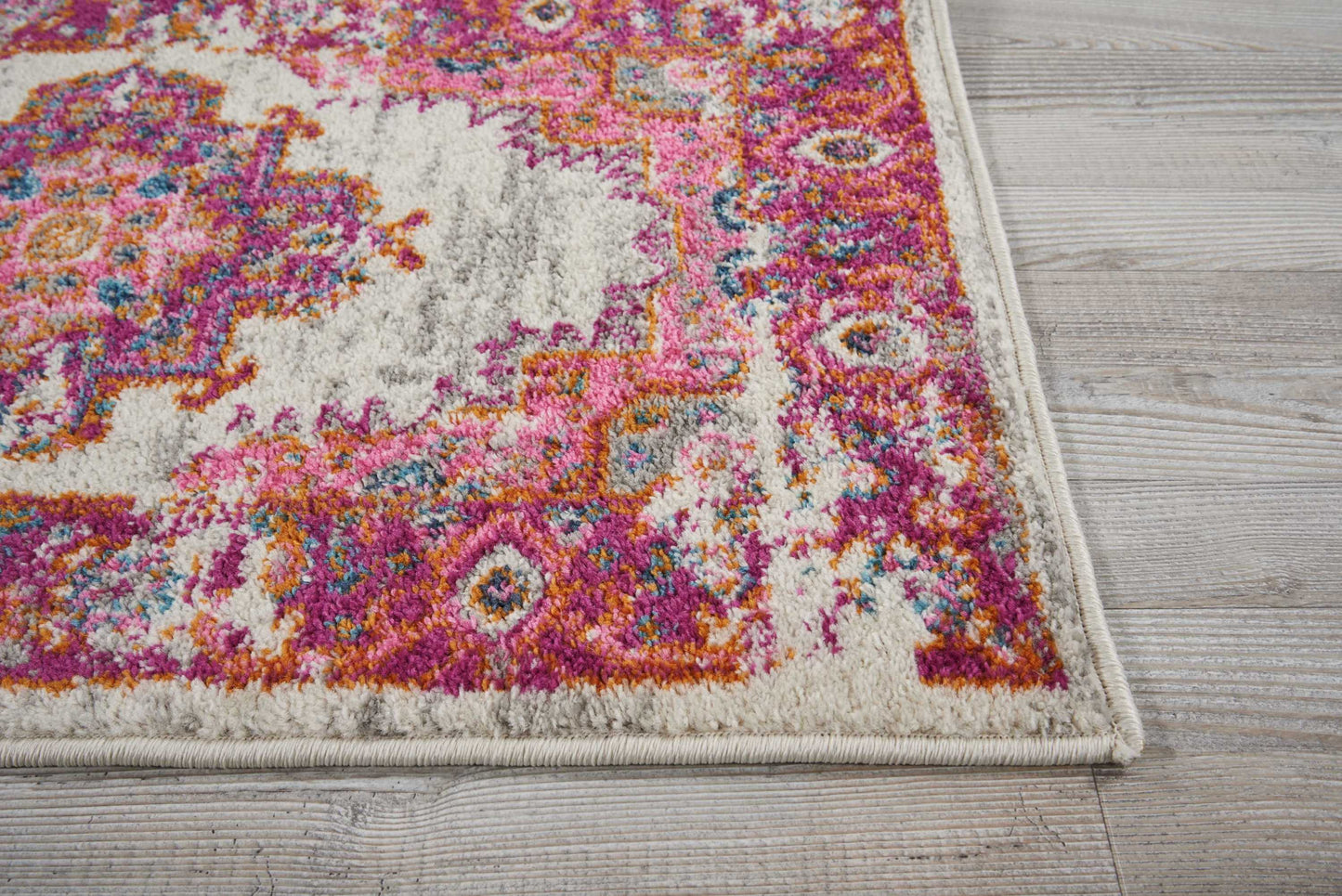 Nourison Passion 1'10" x 2'10" Ivory/Fuchsia Bohemian Indoor Rug