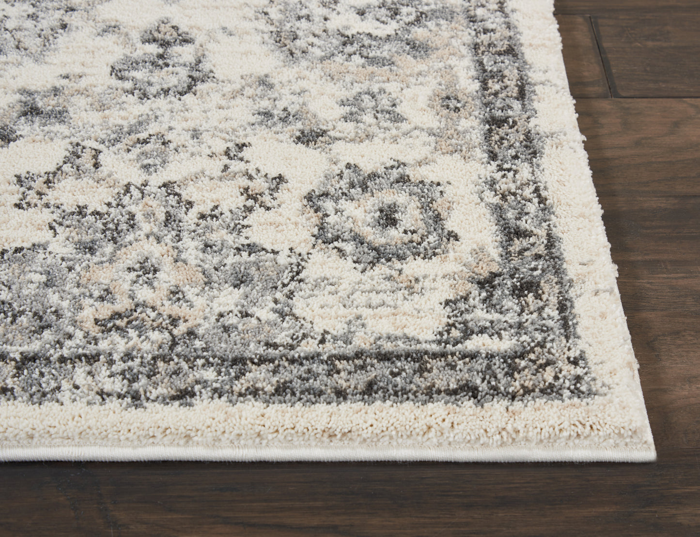 Nourison Fusion 2'2" x 7'6" Cream Grey Vintage Indoor Rug