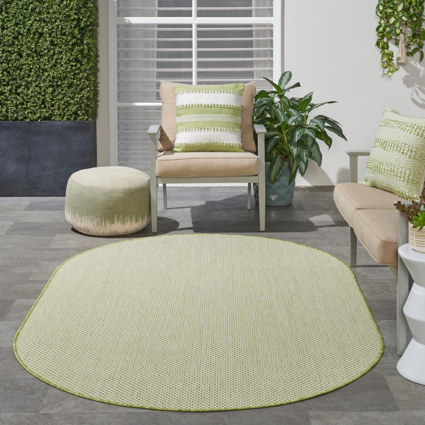 Nourison Courtyard 5' x 8' Oval Ivory Green Modern Rug