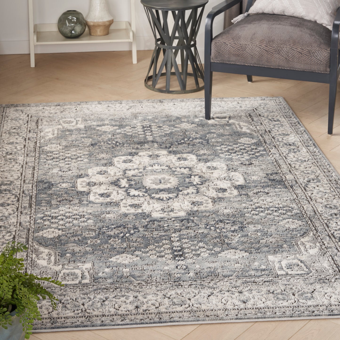 Nourison Quarry 3'9" x 5'9" Grey/Ivory Vintage Indoor Rug