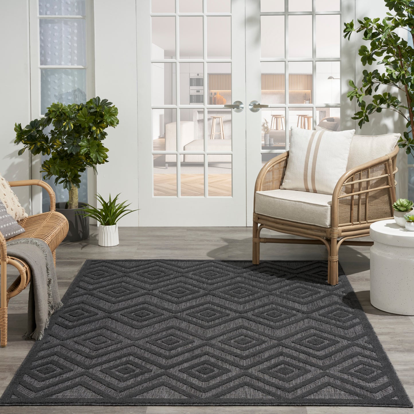 Nourison Versatile 5' x 7' Charcoal Black Modern Rug