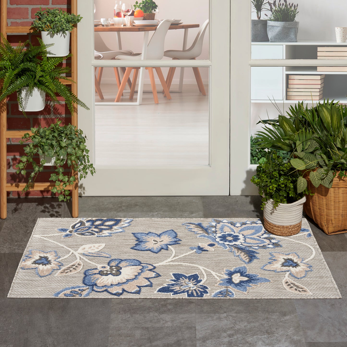 Nourison Aloha 2'8" x 4' Blue Grey Contemporary Rug