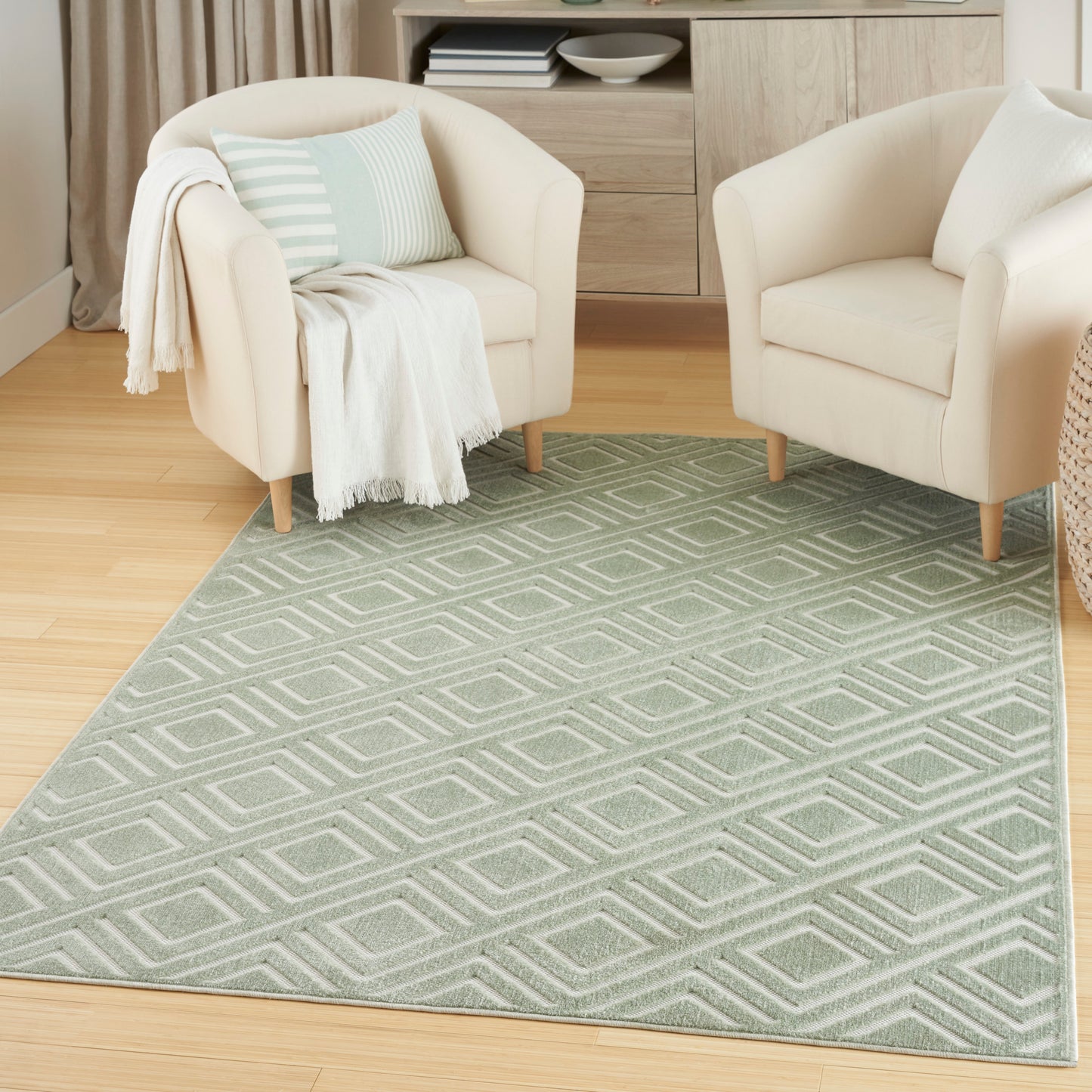 Nourison Care Free 5'3" x 7' Green Modern Indoor Rug