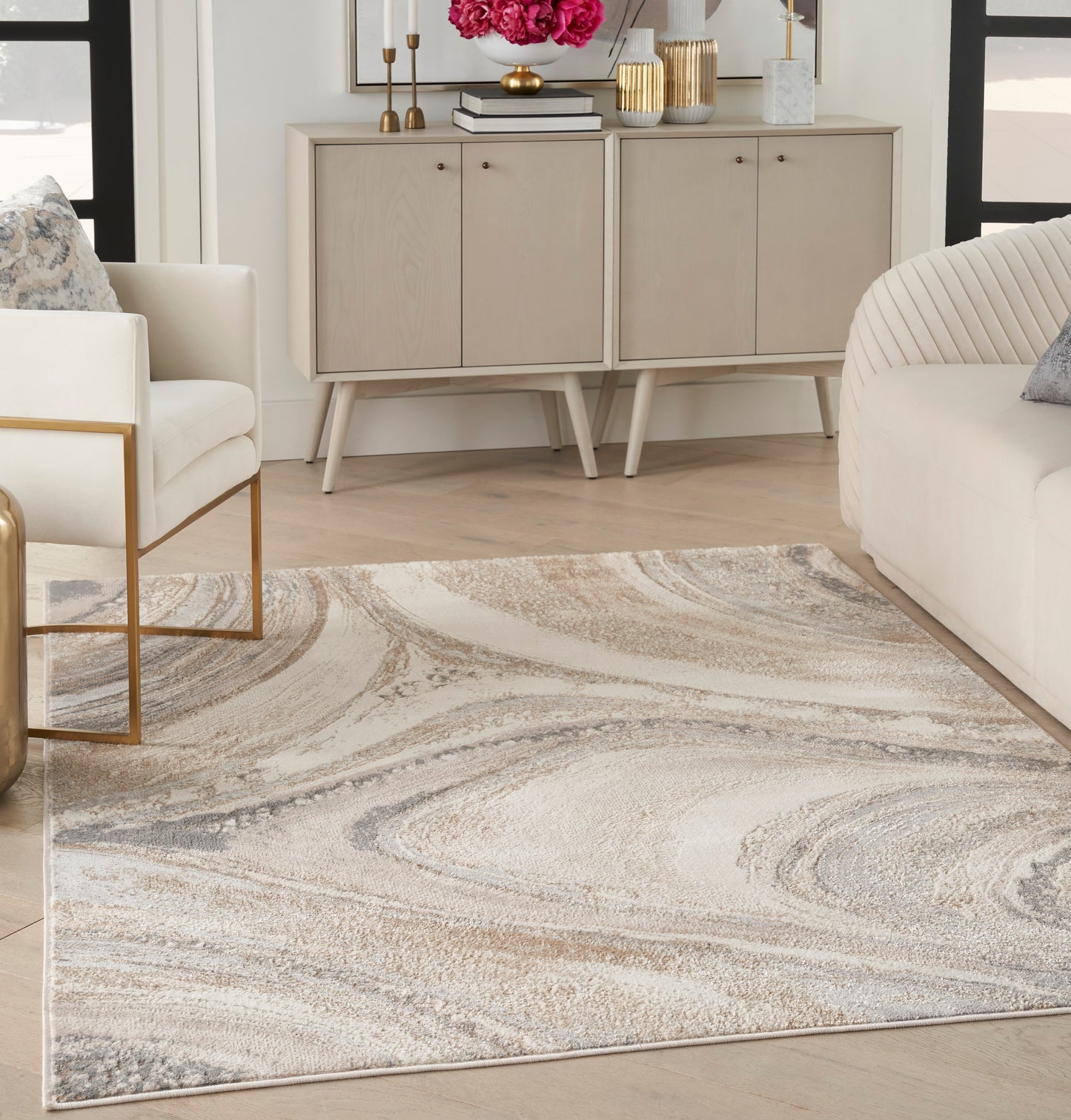 Inspire Me! Home Décor Brushstrokes 5'3" x 7'3" Cream Grey Modern Indoor Rug