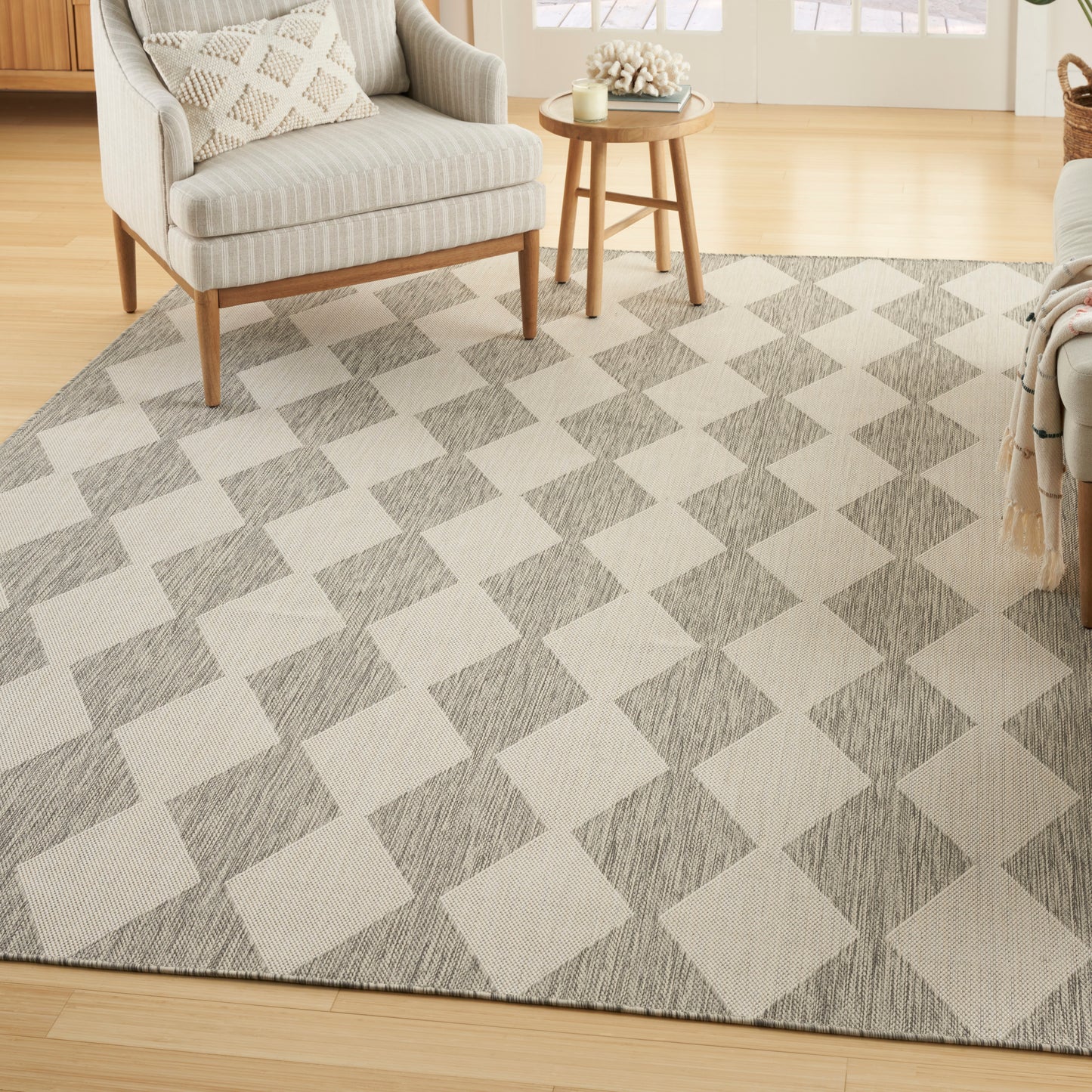 Nourison Positano 8' x 10' Light Grey Modern Rug