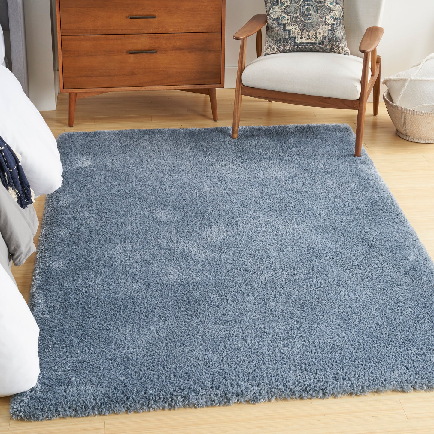 Nourison Dreamy Shag 4' x 6' Light Blue Shag Indoor Rug