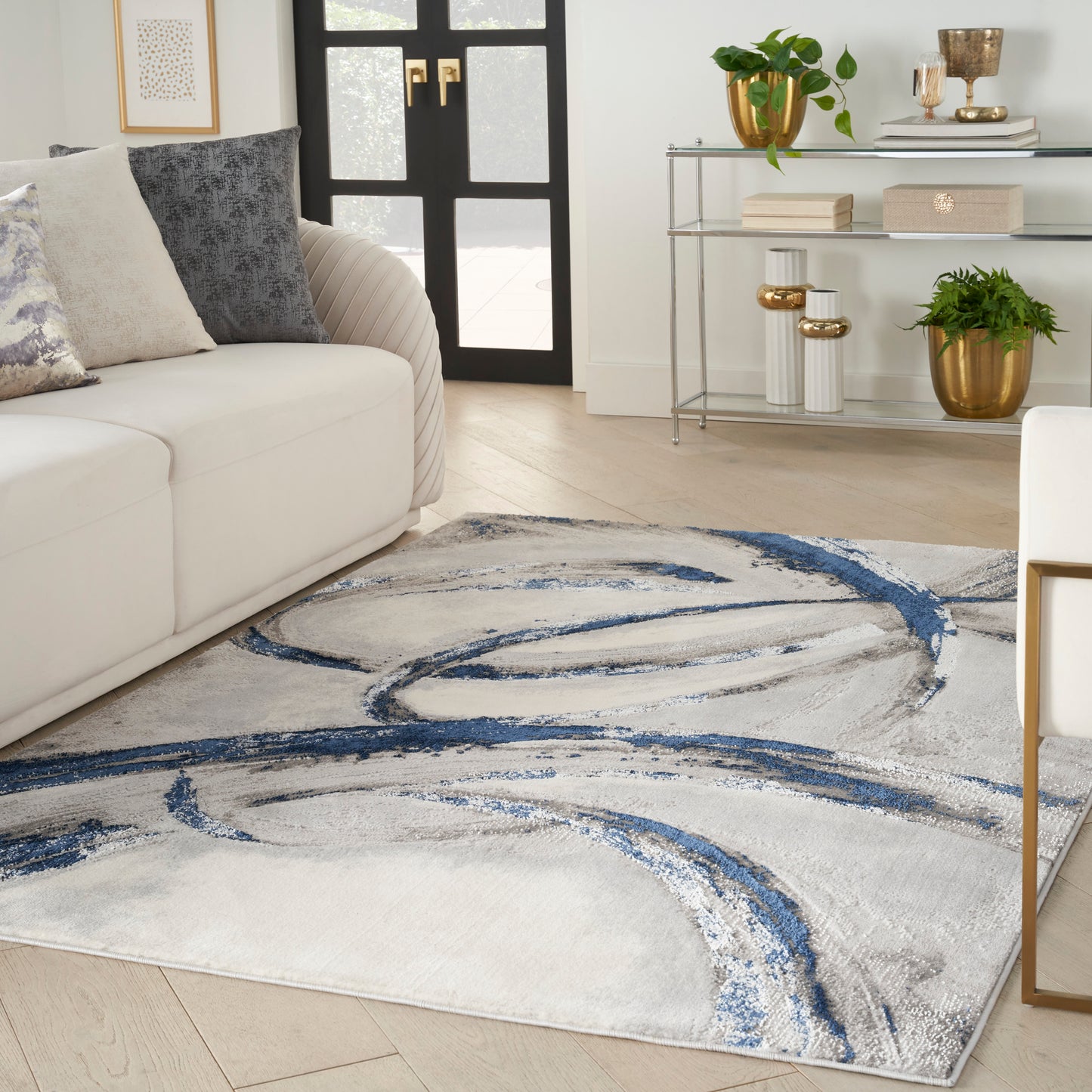 Inspire Me! Home Décor Brushstrokes 5'3" x 7'3" Grey/Navy Modern Indoor Rug