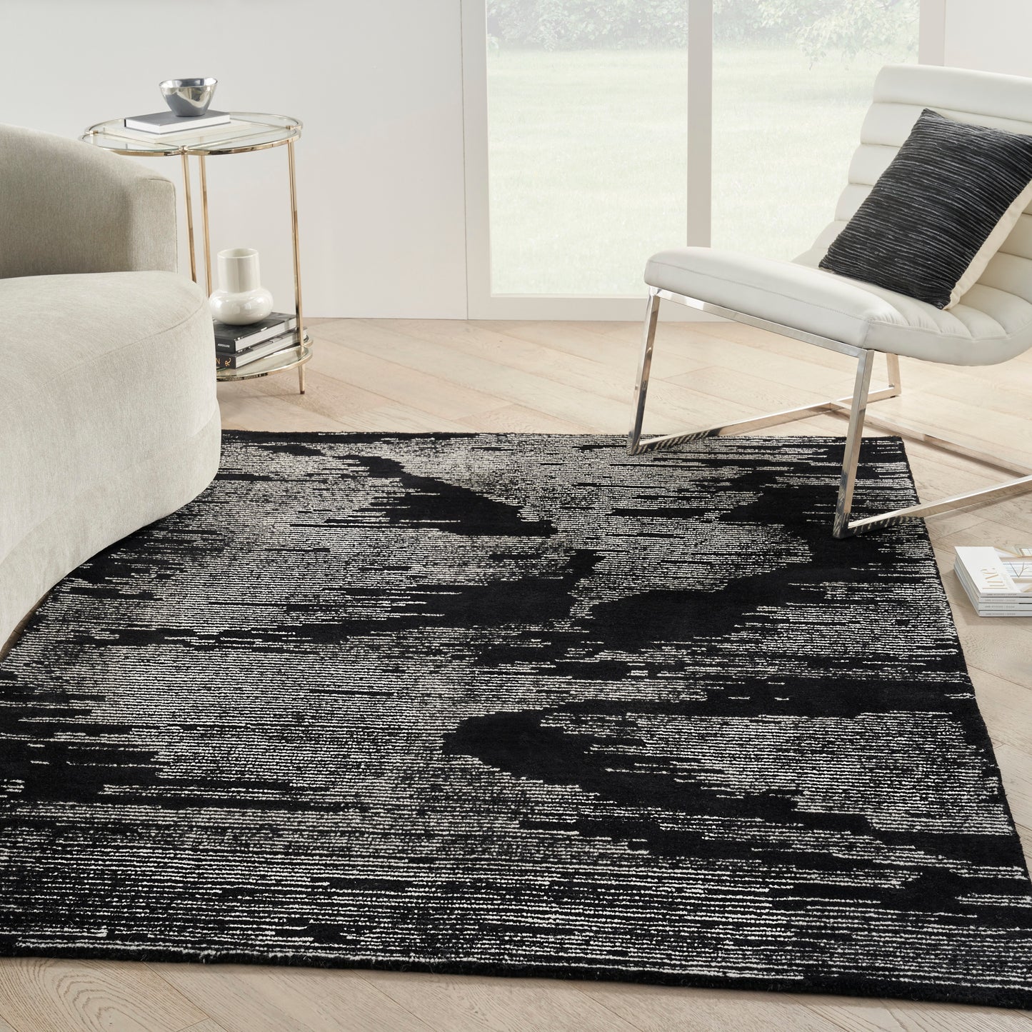 Michael Amini Ma30 Star 4' x 6' Black Ivory Modern Indoor Rug