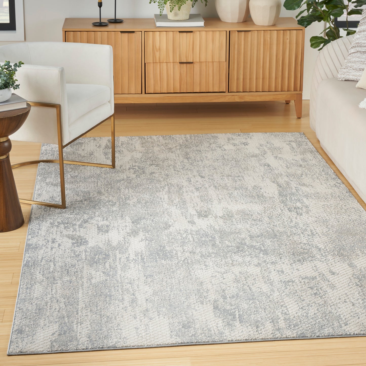 Nourison Exhale 5'3" x 7'3" Light Grey Modern Indoor Rug