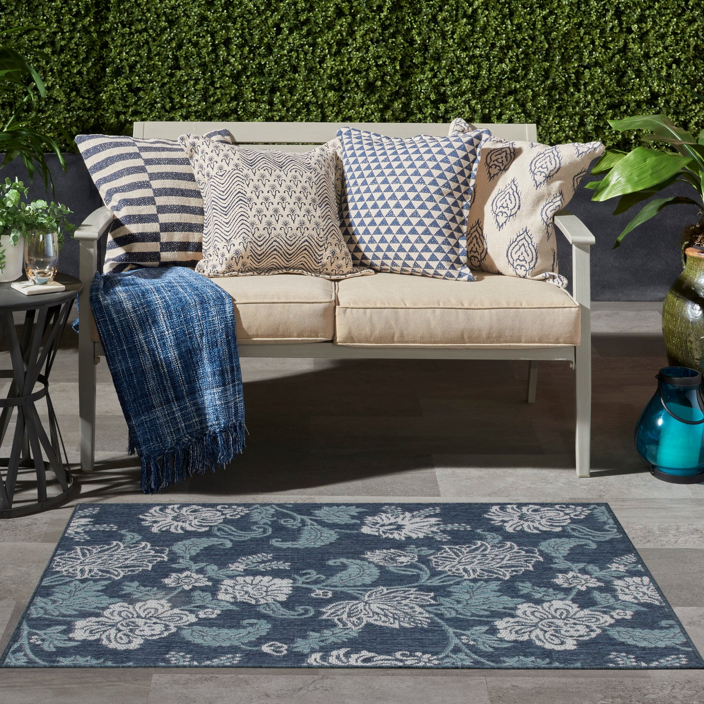 Nourison Garden Oasis 3' x 5' Navy Tropical Rug