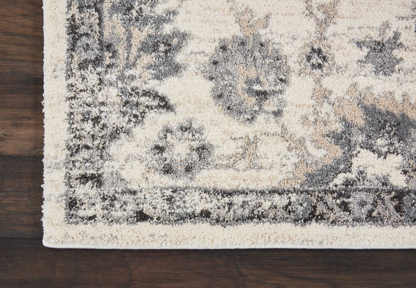 Nourison Fusion 5'3" x 7'3" Cream Grey Vintage Indoor Rug