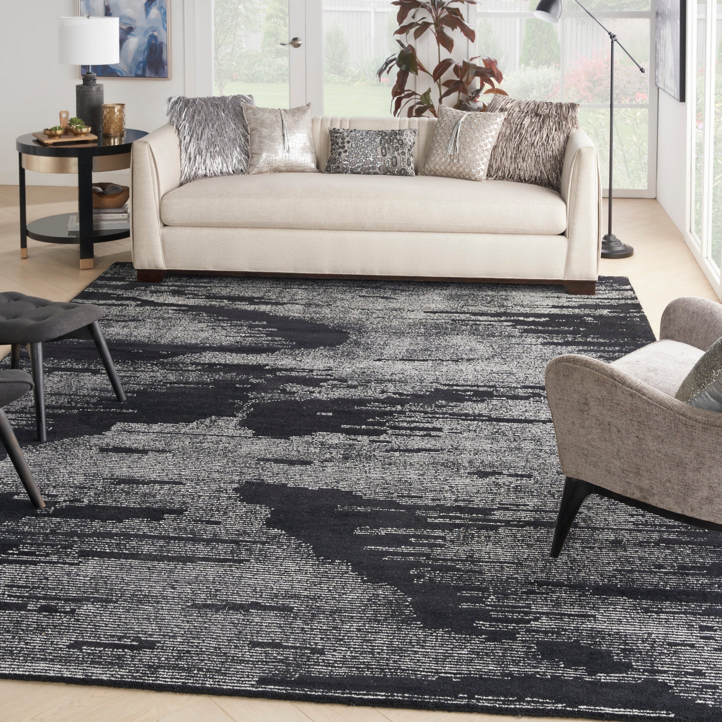 Michael Amini Ma30 Star 9'9" x 13'9" Black Ivory Modern Indoor Rug