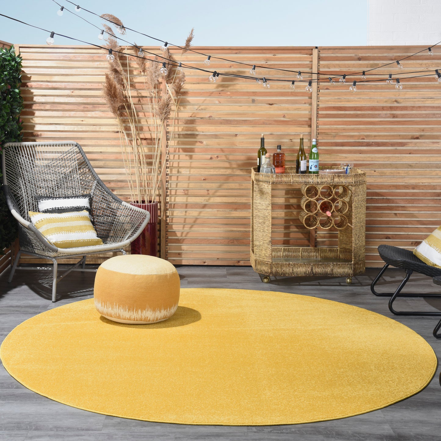 Nourison Nourison Essentials 8' x Round Yellow Outdoor Rug