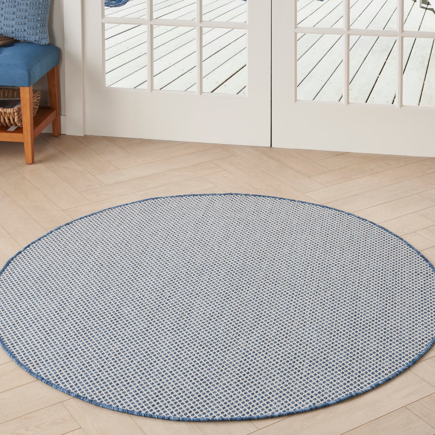 Nourison Courtyard 5' x Round Ivory Blue Modern Rug