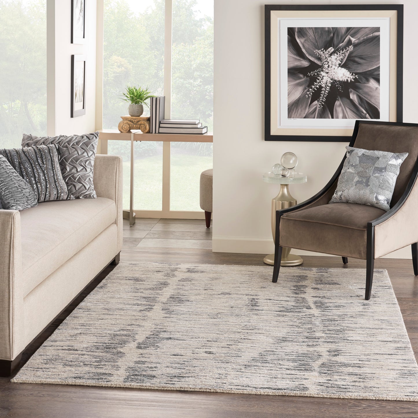 Nourison Ocean 5'6" x 7'5" Cream Charcoal Modern Indoor Rug