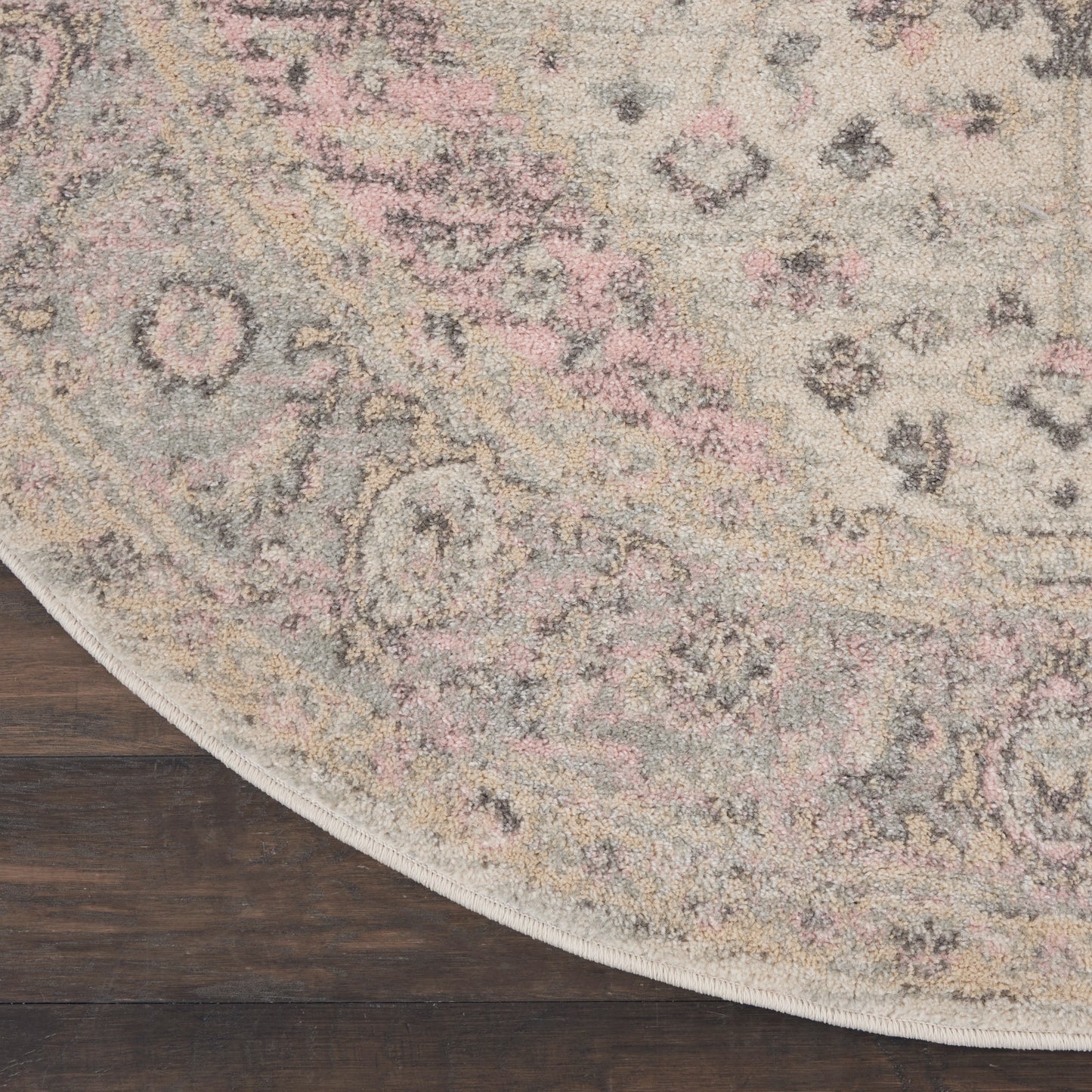 Nourison Tranquil 5'3" x Round Ivory/Pink Vintage Indoor Rug