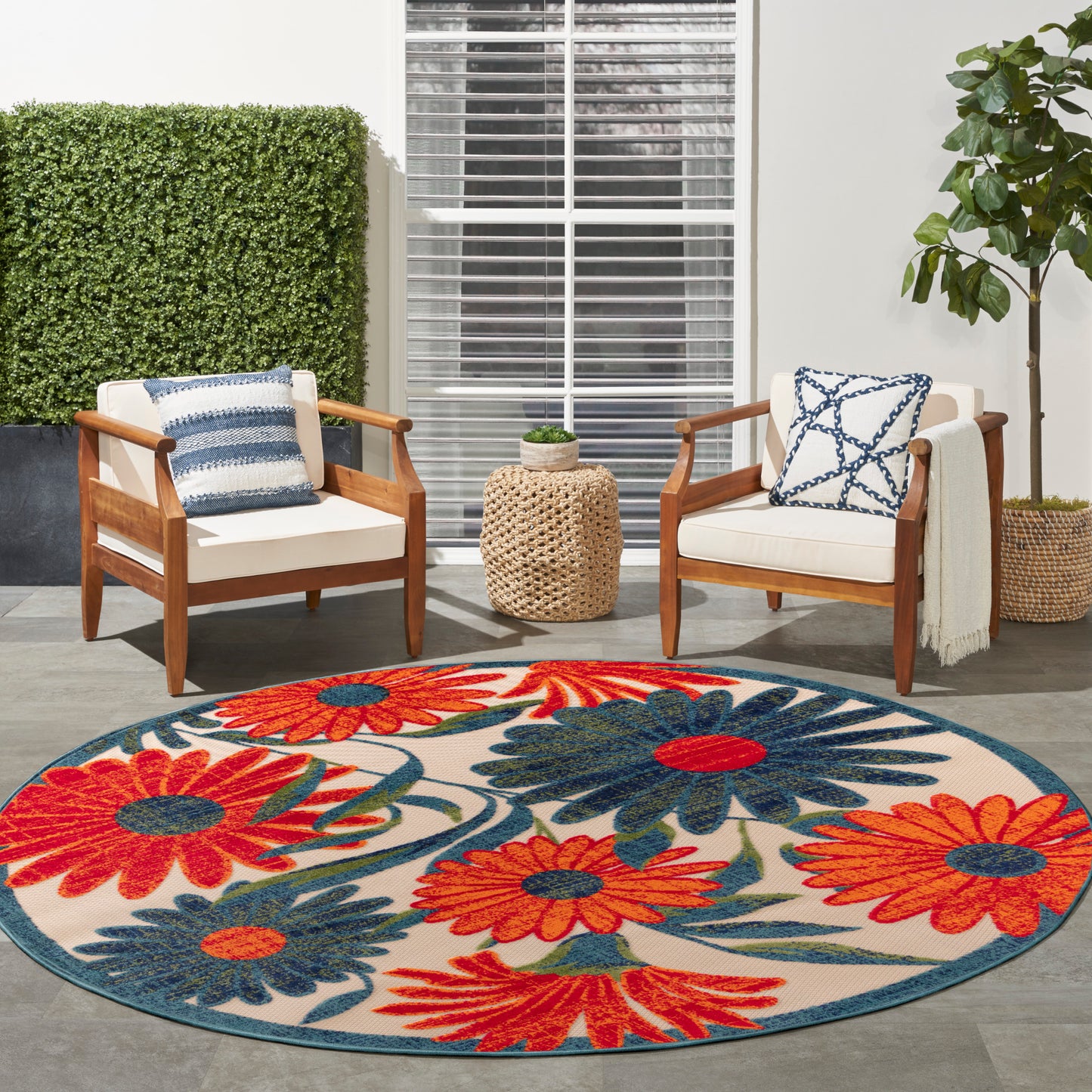 Nourison Aloha 7'10" x Round Ivory Multicolor Outdoor Rug