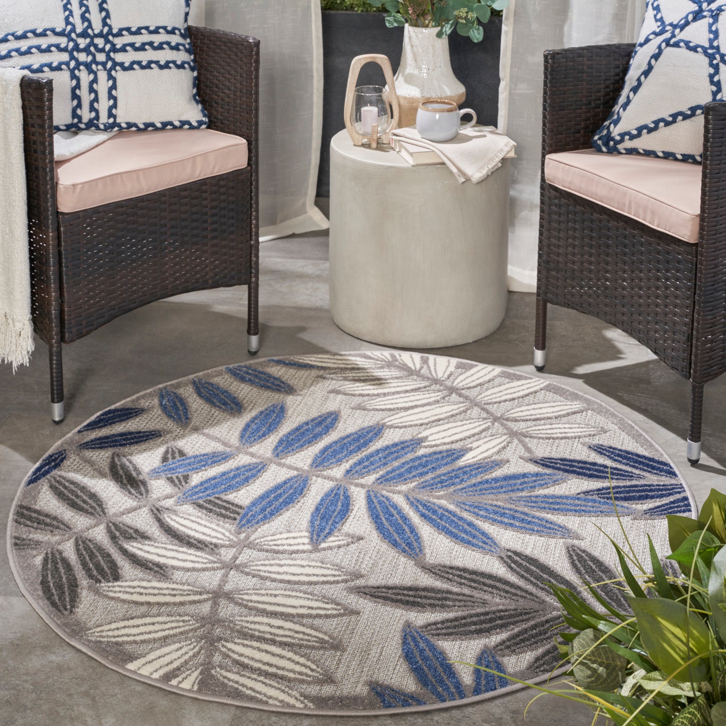 Nourison Aloha 5'3" x Round Grey/Blue Tropical Rug