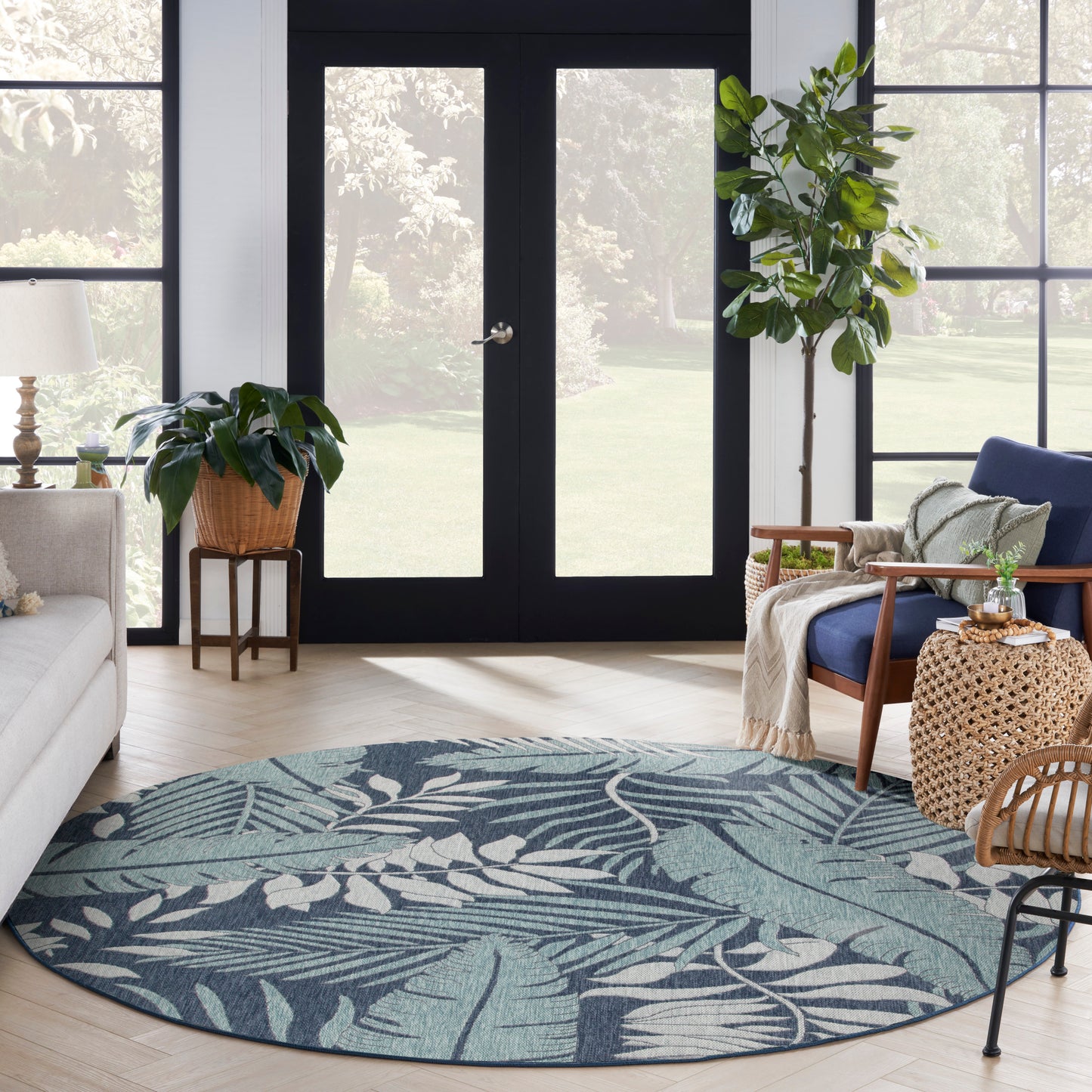 Nourison Garden Oasis 8' x Round Navy Outdoor Rug