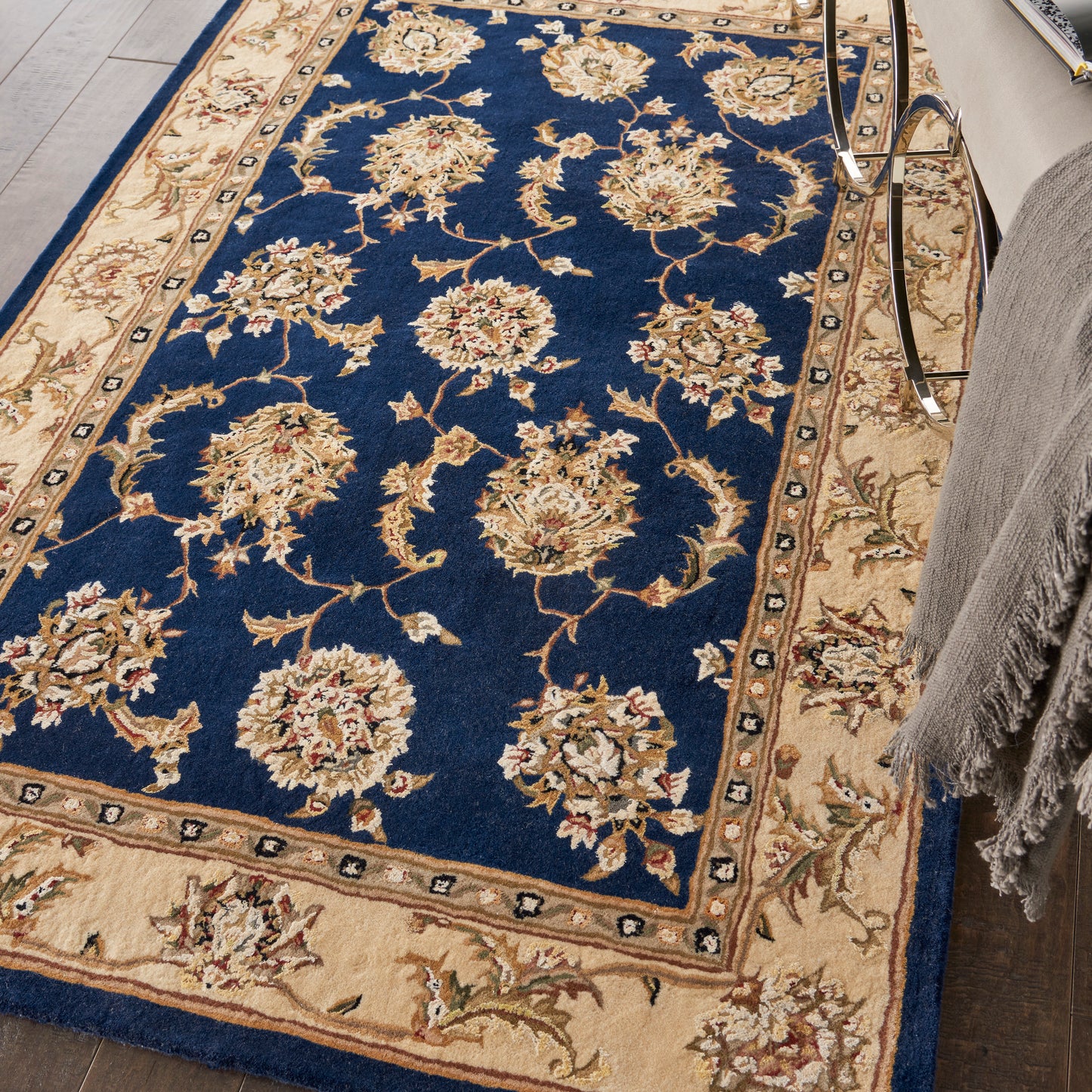 Nourison Nourison 2000 5'6" x 8'6" Navy Traditional Indoor Rug