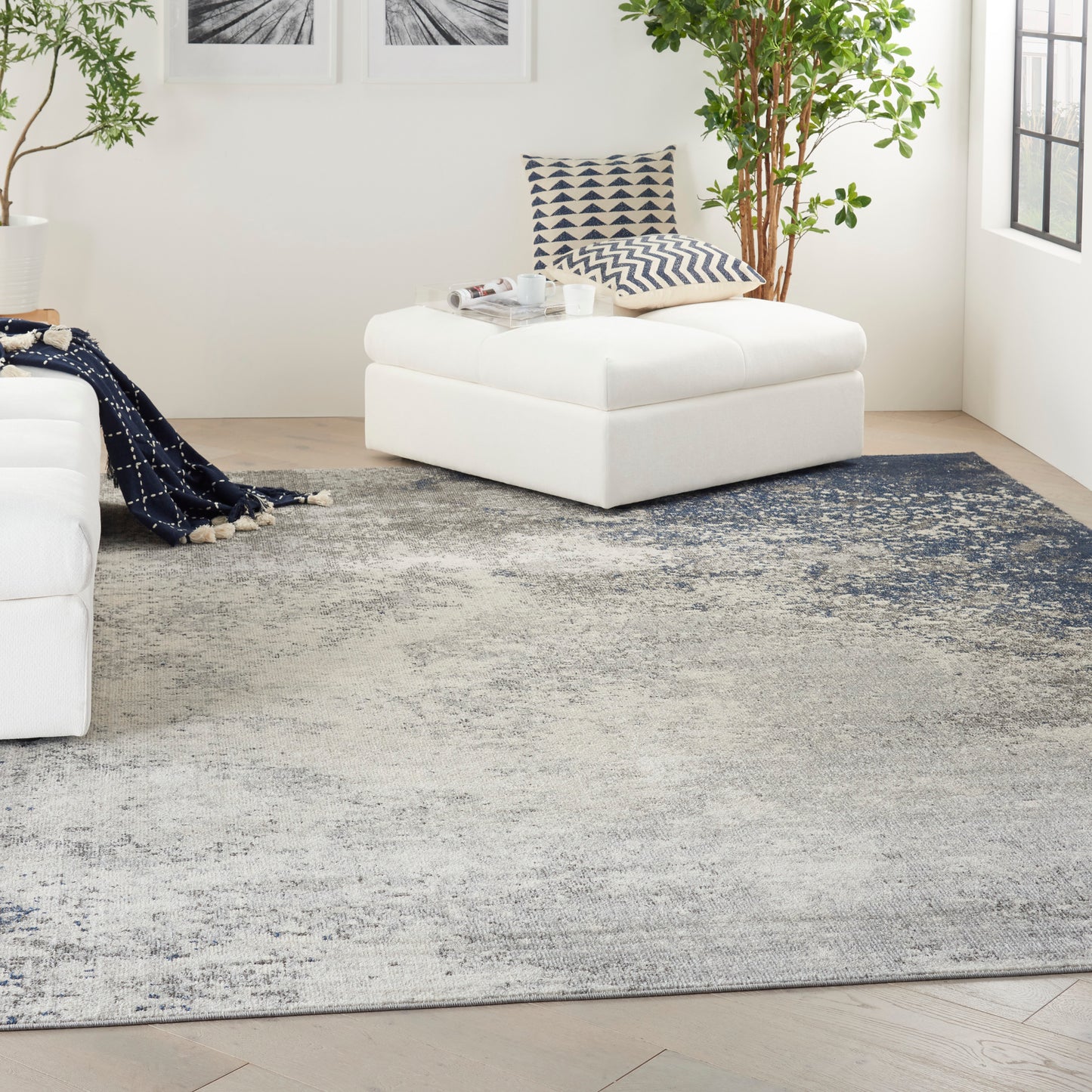 Nourison Passion 9' x 12' Charcoal Ivory Modern Indoor Rug