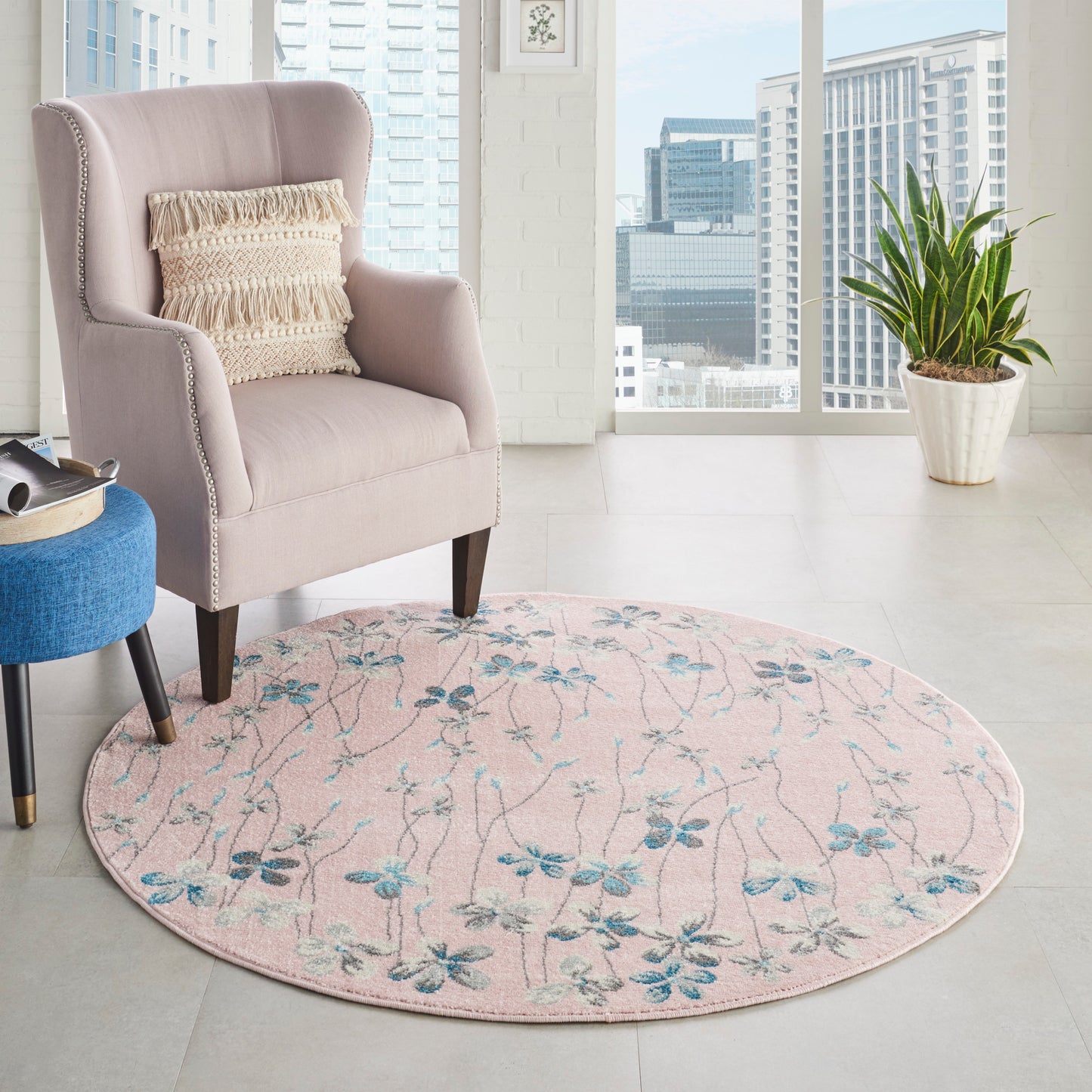 Nourison Tranquil 5'3" x Round Pink Contemporary Indoor Rug